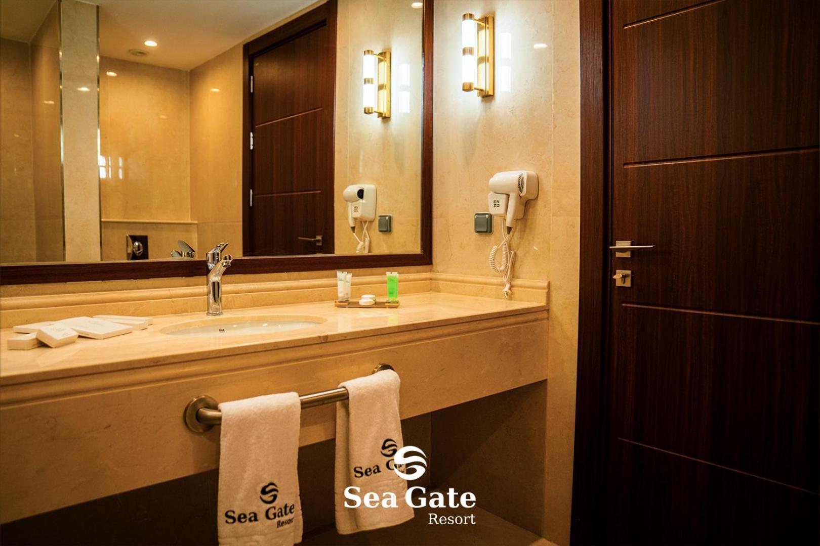 Sea Gate Resort Sweimeh Esterno foto